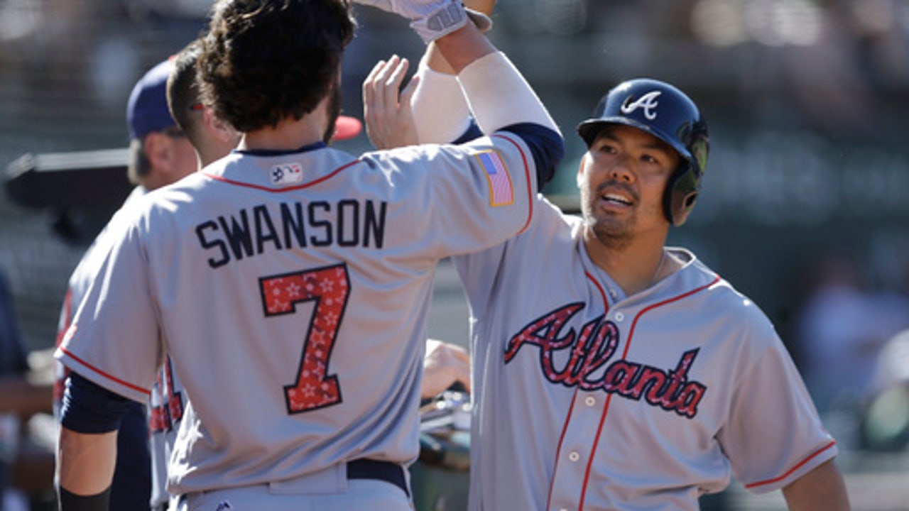 Suzuki hits 2nd HR in 12th, Braves finish sweep of A's (Jul 02, 2017)